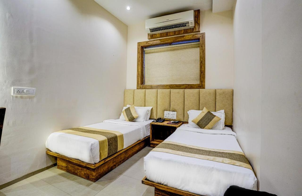 Skylink Hospitality Mahalaxmi Hotel Mumbai